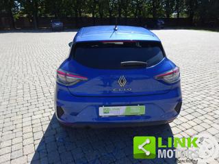 RENAULT Clio usata, con Touch screen