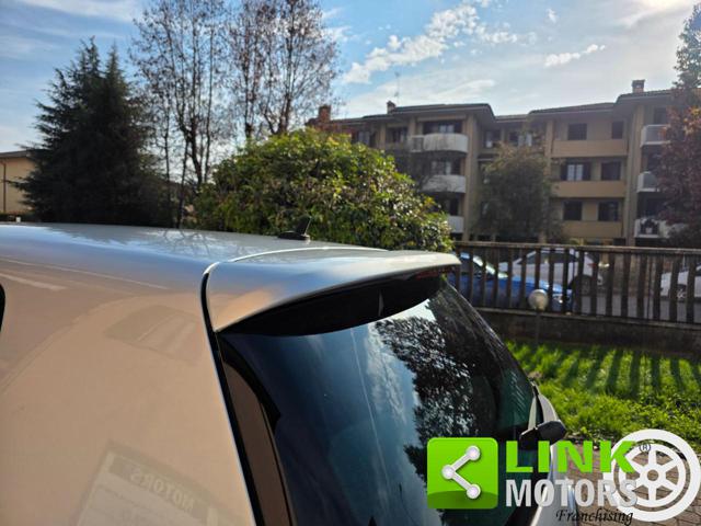 VOLKSWAGEN Golf usata, con ESP