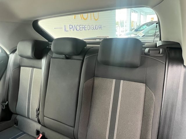 VOLKSWAGEN T-Roc usata, con Servosterzo