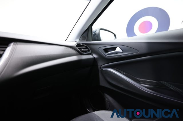 OPEL Grandland X usata, con Frenata d