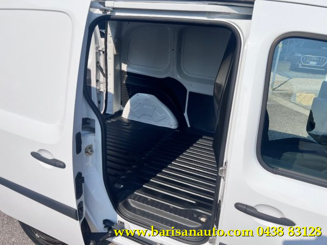 RENAULT Kangoo usata, con Controllo trazione