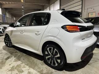 PEUGEOT 208 usata, con Autoradio