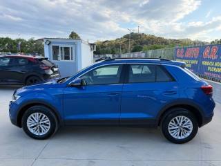 VOLKSWAGEN T-Roc usata, con Autoradio