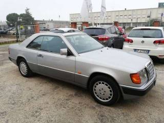 MERCEDES-BENZ 200 usata 2