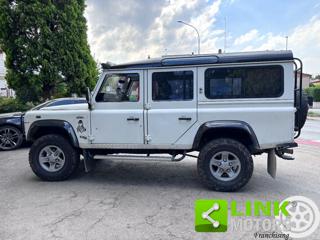 LAND ROVER Defender usata 5