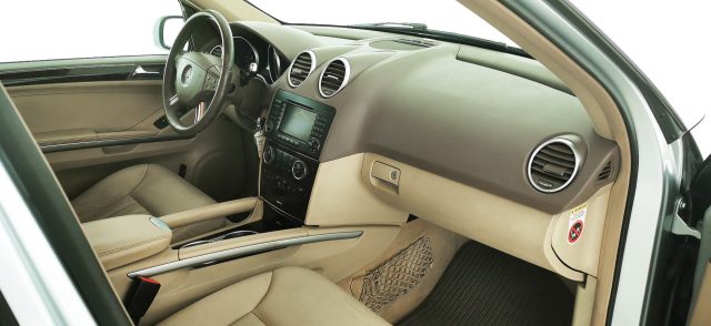 MERCEDES-BENZ ML 320 usata 19