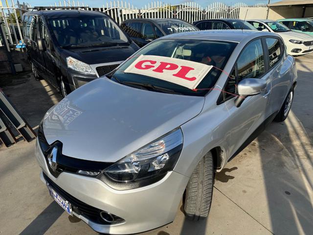 RENAULT Clio usata, con ABS