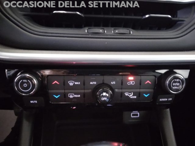 JEEP Compass usata, con Autoradio digitale