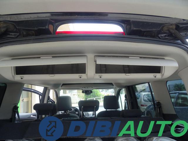 FORD Tourneo Connect usata, con Sedile posteriore sdoppiato