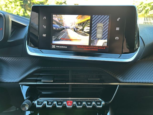 PEUGEOT 2008 usata, con Controllo automatico clima