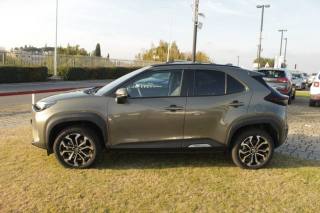 TOYOTA Yaris Cross usata, con Autoradio