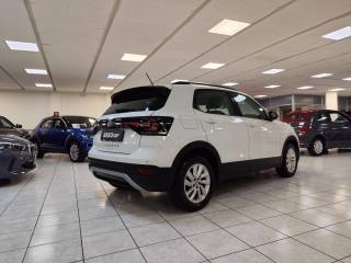 VOLKSWAGEN T-Cross usata, con Autoradio