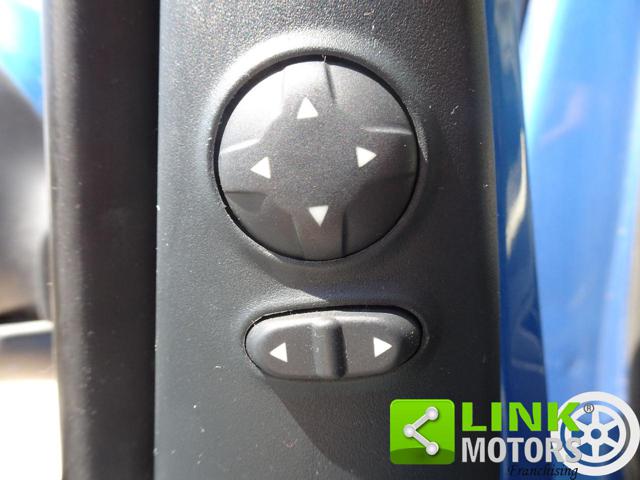 FORD Ka+ usata, con Isofix