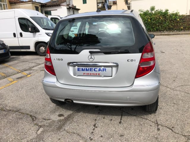 MERCEDES-BENZ A 180 usata, con Climatizzatore