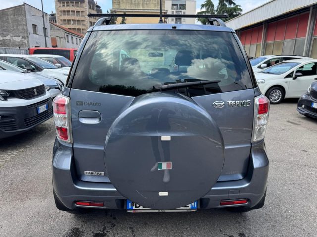 DAIHATSU Terios usata, con Autoradio