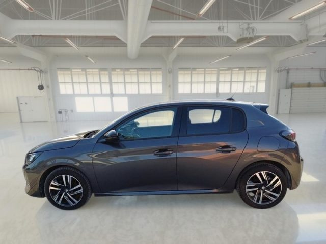 PEUGEOT 208 usata, con Autoradio
