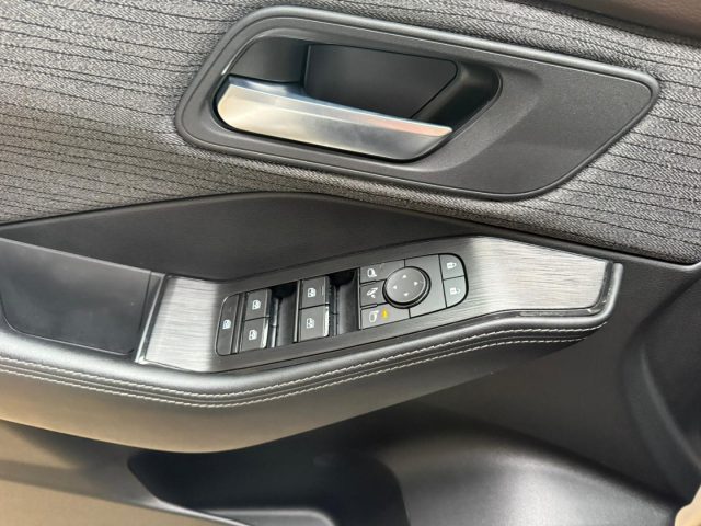 NISSAN X-Trail usata, con Sensore di luce