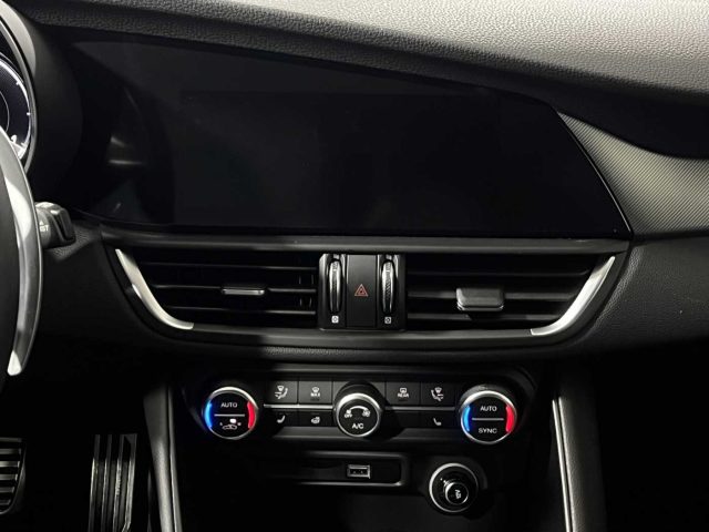 ALFA ROMEO Giulia usata, con Fari LED
