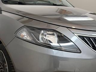 LANCIA Ypsilon usata, con MP3