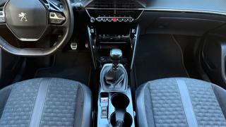 PEUGEOT 2008 usata, con Servosterzo