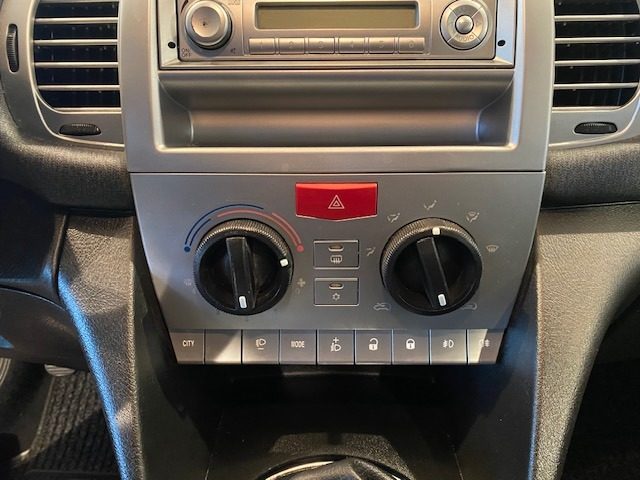 LANCIA Ypsilon usata, con Lettore CD