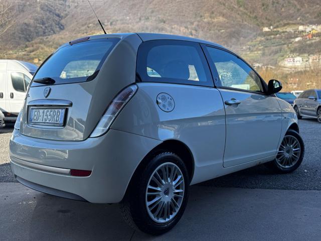 LANCIA Ypsilon usata, con Autoradio