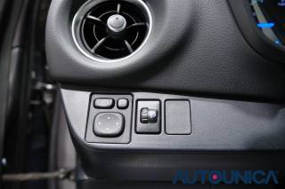 TOYOTA Yaris usata, con Specchietti laterali elettrici