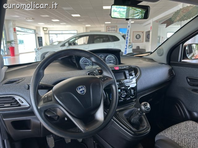 LANCIA Ypsilon usata 12