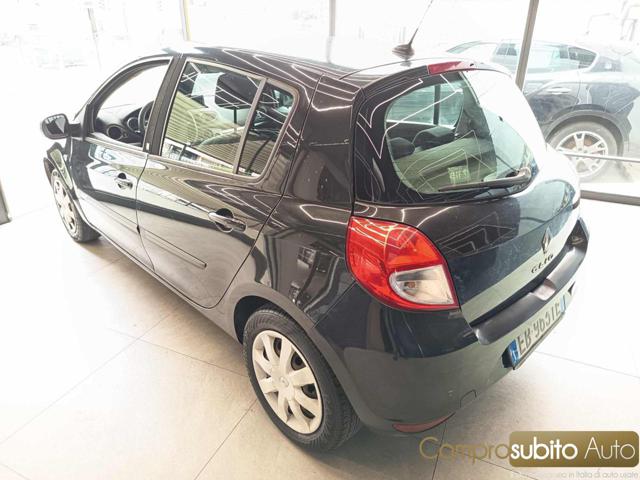 RENAULT Clio usata, con Chiusura centralizzata