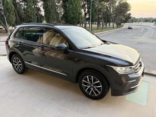 VOLKSWAGEN Tiguan usata, con Airbag laterali