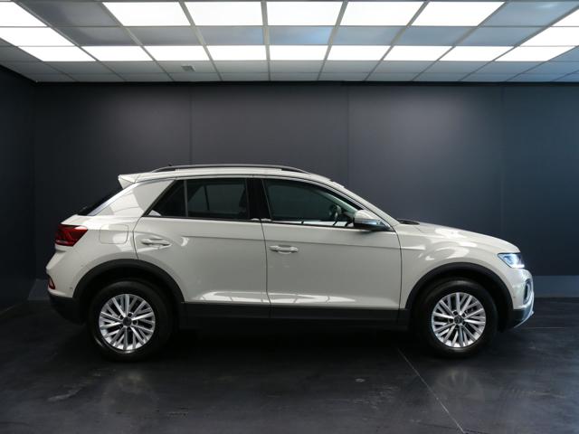 VOLKSWAGEN T-Roc usata, con Autoradio