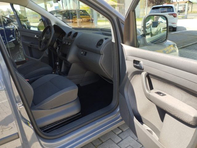 VOLKSWAGEN Caddy usata, con Sensori di parcheggio posteriori