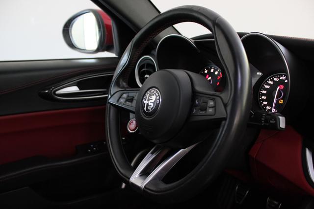 ALFA ROMEO Giulia usata, con USB