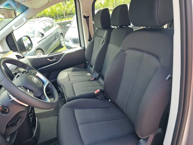 HYUNDAI Staria usata, con Controllo elettronico della corsia