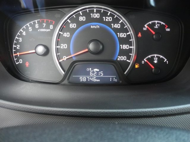 HYUNDAI i10 usata, con Servosterzo