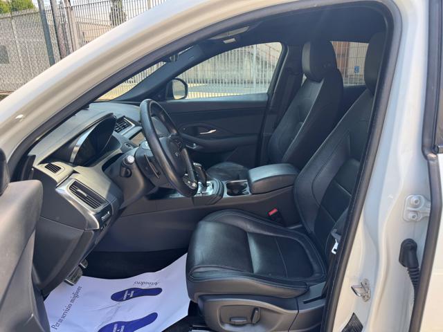 JAGUAR E-Pace usata, con Boardcomputer