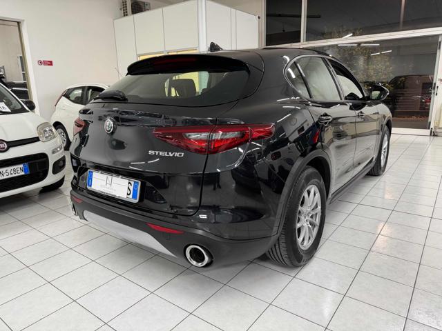 ALFA ROMEO Stelvio usata, con Sistema di navigazione