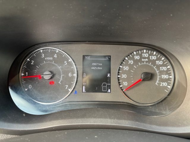 RENAULT Master usata, con USB