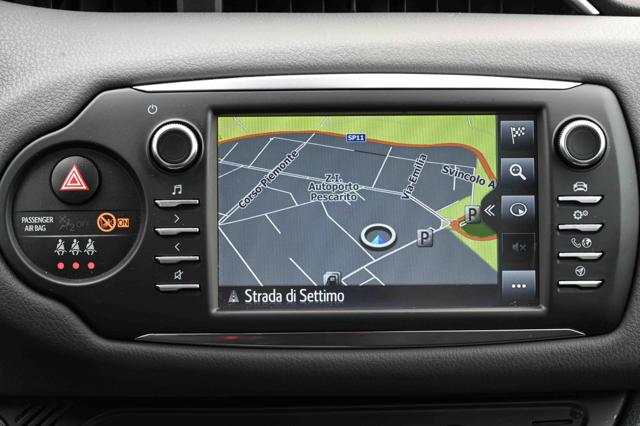TOYOTA Yaris usata, con Sedile posteriore sdoppiato