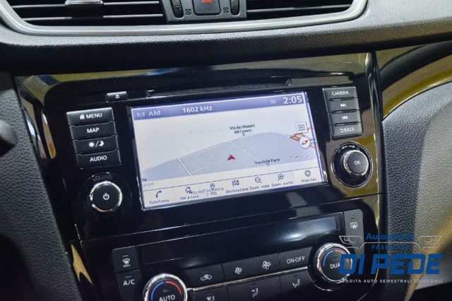 NISSAN Qashqai usata, con Leve al volante