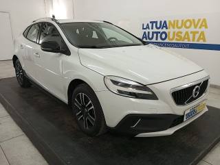 VOLVO V40 Cross Country usata, con Cruise Control