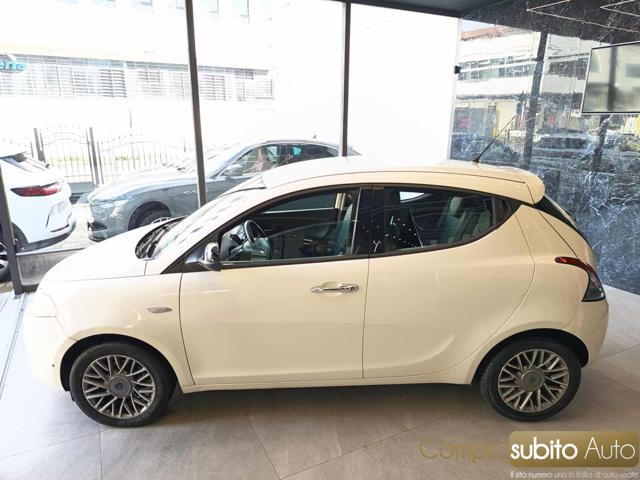 LANCIA Ypsilon usata, con Chiusura centralizzata