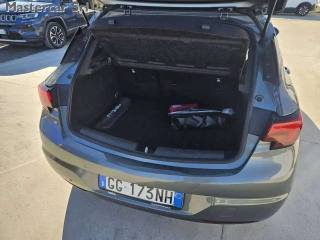 OPEL Astra usata, con Sistema di navigazione