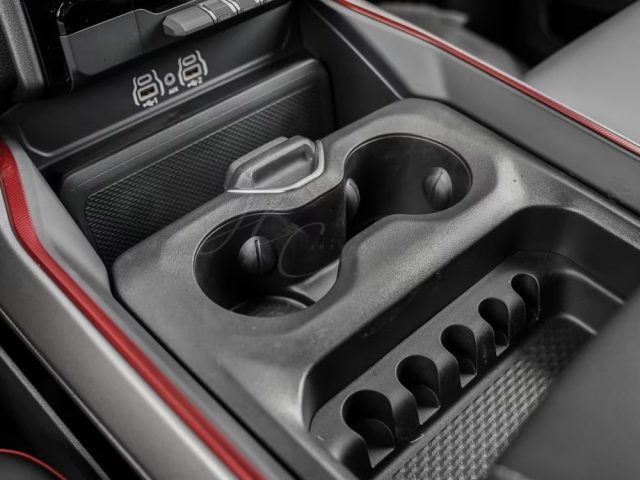 DODGE RAM usata, con Sedile posteriore sdoppiato