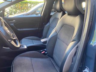 RENAULT Captur usata 12