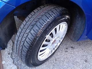 FIAT Grande Punto usata, con Sedile posteriore sdoppiato