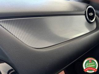 MERCEDES-BENZ B 180 usata, con Volante in pelle