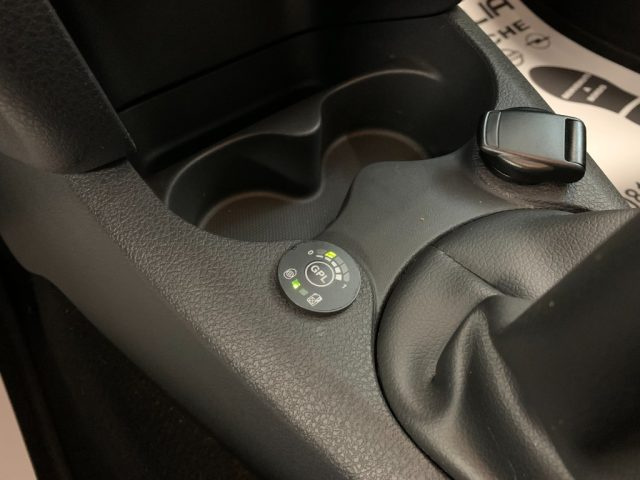 DACIA Sandero usata, con USB
