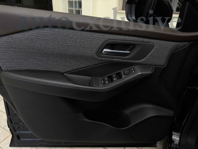 NISSAN X-Trail usata, con Autoradio