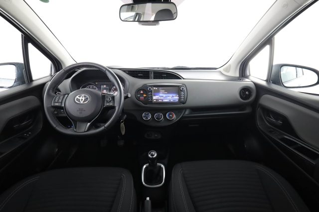TOYOTA Yaris usata 4
